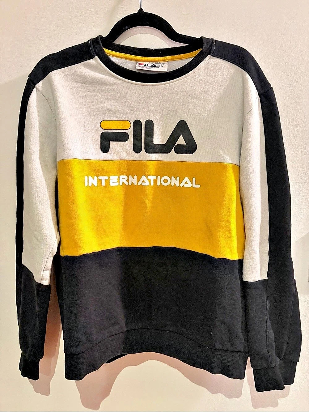 Fila International Colorblock Crewneck Sweatshirt Medium